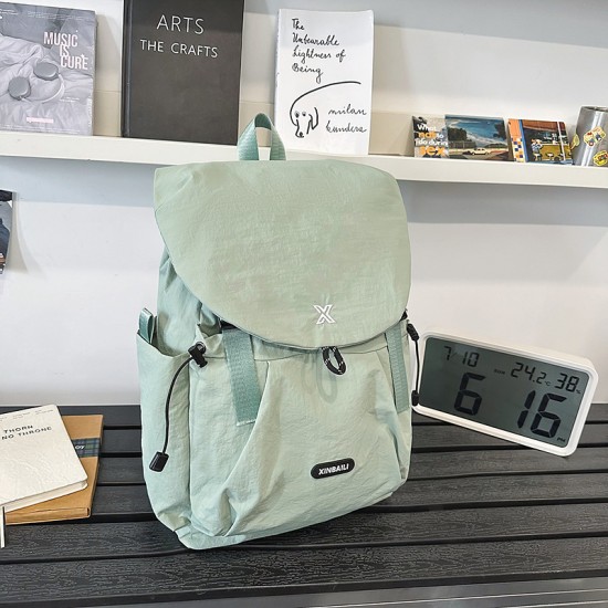 Lightweight backpack Large-capacity work bags for junior high school students, new ultralight backpacks for outdoor travel and commuting, suitable for university students. Lightweight backpack Large-capacity work bags for junior high school students, new ultralight backpacks for outdoor travel and commuting, suitable for university students.