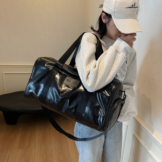 Stylish travel bags with waterproof business trip bags, large capacity, shoe compartment, wet/dry separation, and a premium fitness bag. Stylish travel bags with waterproof business trip bags, large capacity, shoe compartment, wet/dry separation, and a premium fitness bag.